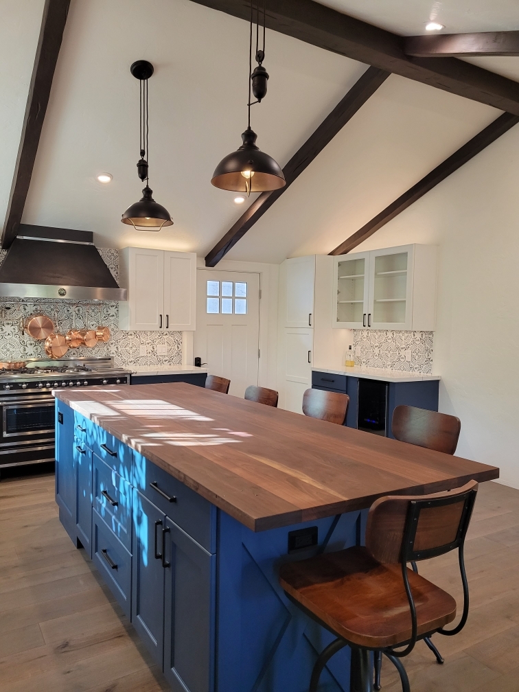 Hewn Faux Wood Beams in Fresh Coffee Hewn Faux Wood Beams in Fresh Coffee